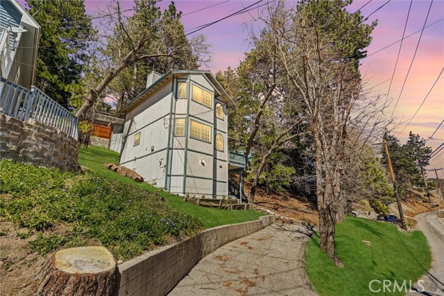 Detail Gallery Image 3 of 54 For 31920 Pine Cone Dr, Running Springs,  CA 92382 - 2 Beds | 1/1 Baths