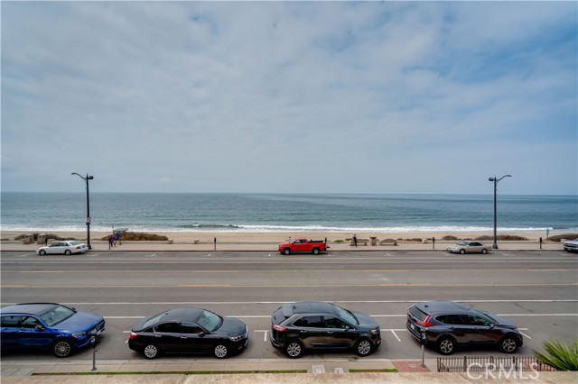 1724 Esplanade, Redondo Beach, California 90277, 3 Bedrooms Bedrooms, ,1 BathroomBathrooms,Residential,Sold,Esplanade,SB21185823