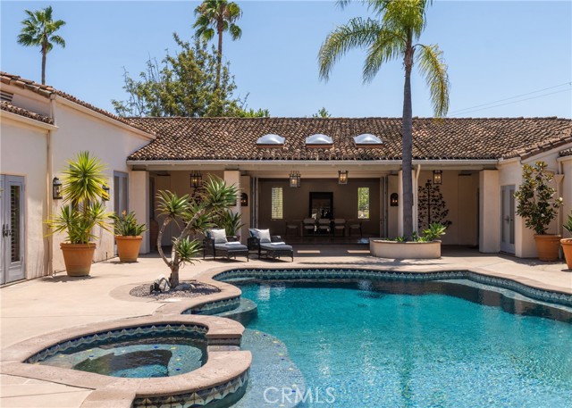 17716 Via De Fortuna, Rancho Santa Fe CA: https://media.crmls.org/medias/531e7c67-17e1-4deb-a56e-783b7a90cb82.jpg