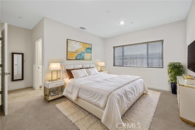 1754 N Aster Lake Road, Hanford CA: https://media.crmls.org/medias/531efeb0-9233-4176-a60e-c9592431186f.jpg