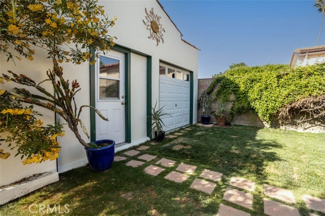 Image 43 of 34 For 989 Coronado Drive