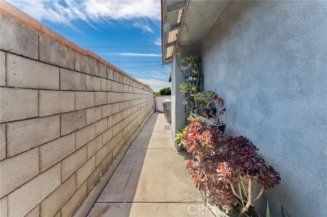 Detail Gallery Image 24 of 33 For 26606 14th St, Highland,  CA 92346 - 1 Beds | 1 Baths