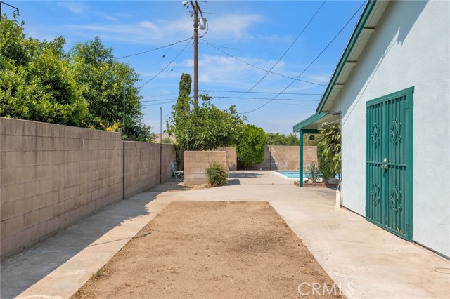 Detail Gallery Image 19 of 25 For 5430 Electric Ave, San Bernardino,  CA 92407 - 4 Beds | 3 Baths