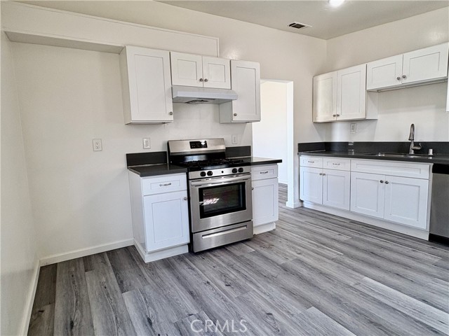 Detail Gallery Image 14 of 38 For 134 E Cluster, San Bernardino,  CA 92408 - 3 Beds | 1 Baths