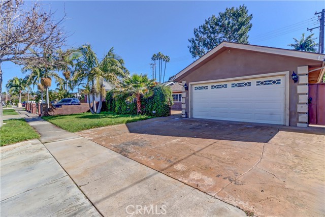 Detail Gallery Image 2 of 40 For 2521 S Poplar St, Santa Ana,  CA 92704 - 3 Beds | 2 Baths