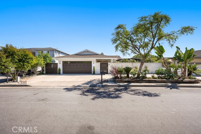 4203 Calle Mayo, San Clemente CA: https://media.crmls.org/medias/53212b5b-c776-4b63-9df9-5041875dce1f.jpg