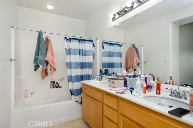 Detail Gallery Image 16 of 16 For 26279 Iris Ave #E,  Moreno Valley,  CA 92555 - 3 Beds | 2 Baths