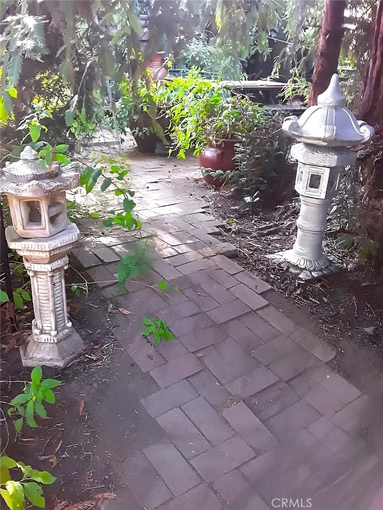 https://media.crmls.org/medias/532195ca-2249-4b40-9cc7-40cbf80fabe2.jpg?preset=X-Large