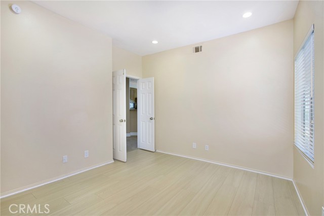 Detail Gallery Image 7 of 17 For 26711 Laurel Crest Dr, Laguna Hills,  CA 92653 - 4 Beds | 3 Baths