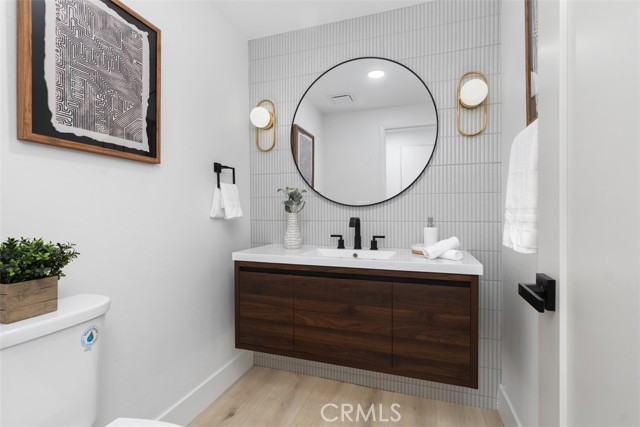 13762 Palace Way, Tustin CA: https://media.crmls.org/medias/53229626-29e8-487a-bbf2-8f2ea77f1da3.jpg