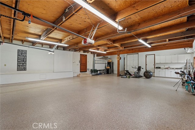 23060 Doris Way, Torrance CA: https://media.crmls.org/medias/53232ef0-0914-44de-a768-437dcb0f807b.jpg