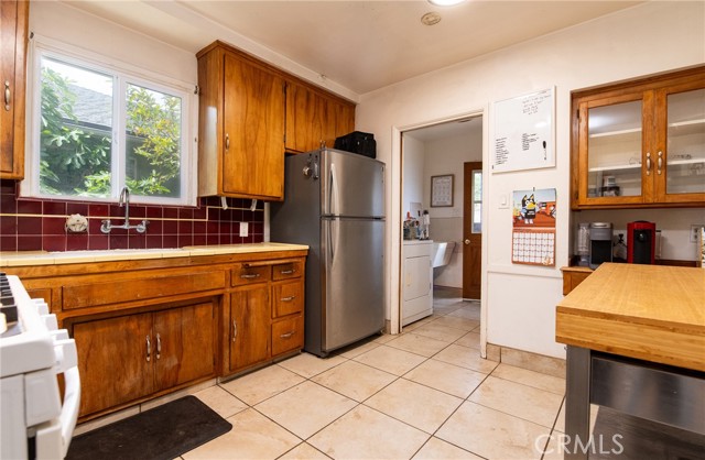 Detail Gallery Image 12 of 25 For 2204 W Victoria, Montebello,  CA 90640 - 3 Beds | 2 Baths