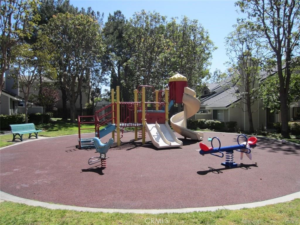 https://media.crmls.org/medias/532412ce-eaa6-40be-8863-5f6ce44126ea.jpg?preset=X-Large