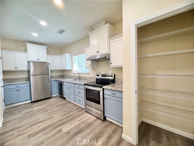 818 Chestnut Street, Chico CA: https://media.crmls.org/medias/53243d1a-cedf-40ca-92fe-baaf611ac396.jpg