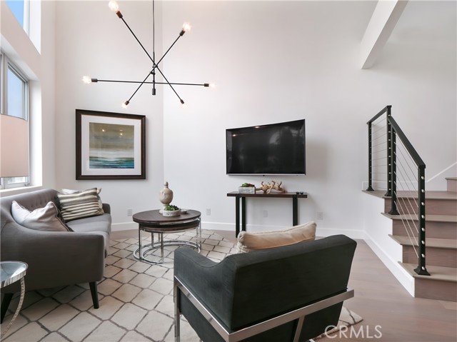 4405 Channel Place, Newport Beach CA: https://media.crmls.org/medias/532505eb-09d4-422b-a7de-c9d9d6d597e4.jpg