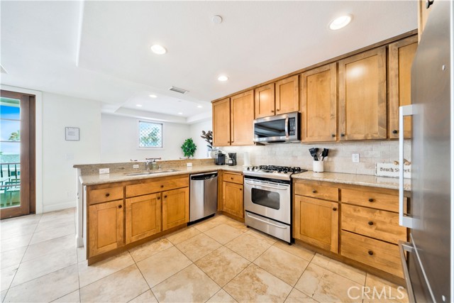 Detail Gallery Image 7 of 24 For 113 Coronado Ln, San Clemente,  CA 92672 - 2 Beds | 2 Baths