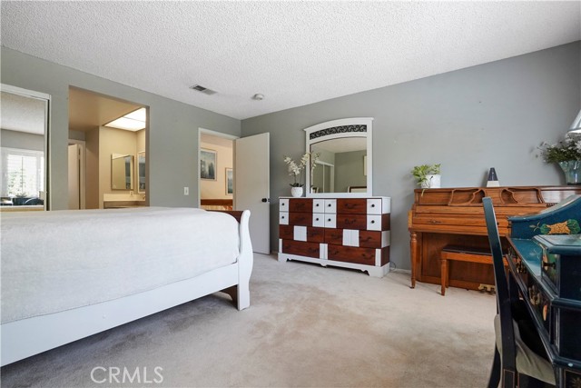 Detail Gallery Image 17 of 58 For 19455 Eagle Ridge Ln, Porter Ranch,  CA 91326 - 2 Beds | 3 Baths
