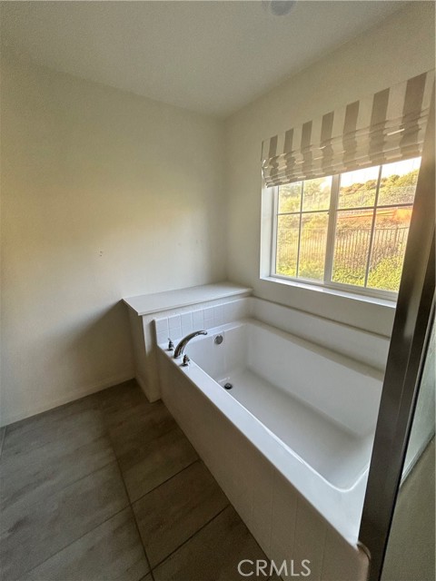 Detail Gallery Image 27 of 29 For 1357 Palo Verde, Vista,  CA 92083 - 3 Beds | 2/1 Baths