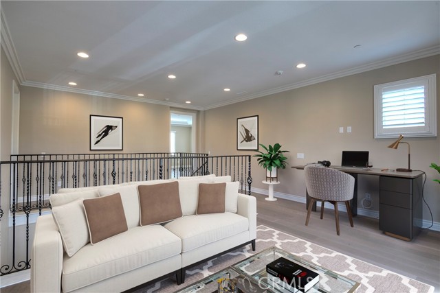 Detail Gallery Image 2 of 54 For 54 Carrington, Irvine,  CA 92620 - 4 Beds | 4 Baths