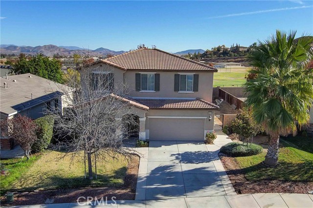 Detail Gallery Image 2 of 46 For 30870 Sail Ln, Menifee,  CA 92584 - 4 Beds | 2/1 Baths