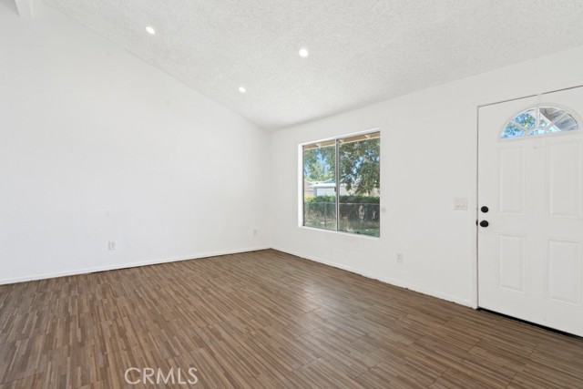 2235 W Avenue K14, Lancaster CA: https://media.crmls.org/medias/53279140-a06d-469a-b57d-ec9d7478a434.jpg