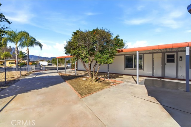 Detail Gallery Image 6 of 43 For 43833 Acacia, Hemet,  CA 92544 - 2 Beds | 2 Baths