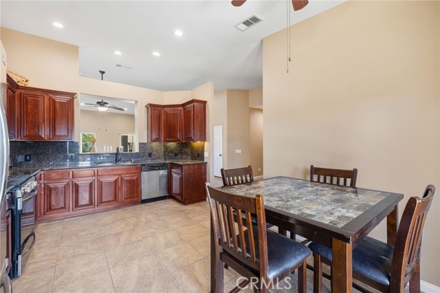 Detail Gallery Image 20 of 46 For 66758 Yucca Dr, Desert Hot Springs,  CA 92240 - 3 Beds | 2 Baths