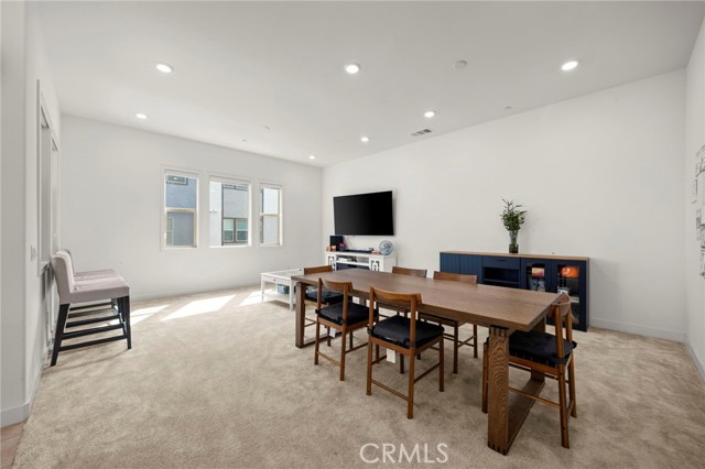 228 Mullberry Place, Montebello CA: https://media.crmls.org/medias/53282013-c572-4a6a-bf2b-5dd4b57b37a3.jpg