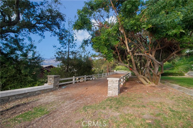 Image 60 of 66 For 25 Sycamore Canyon Drive