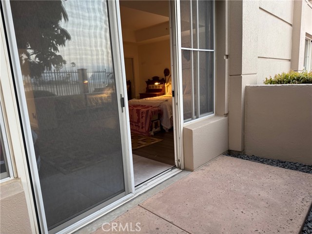 Detail Gallery Image 36 of 38 For 850 E Ocean Bld #B3,  Long Beach,  CA 90802 - 2 Beds | 2/1 Baths