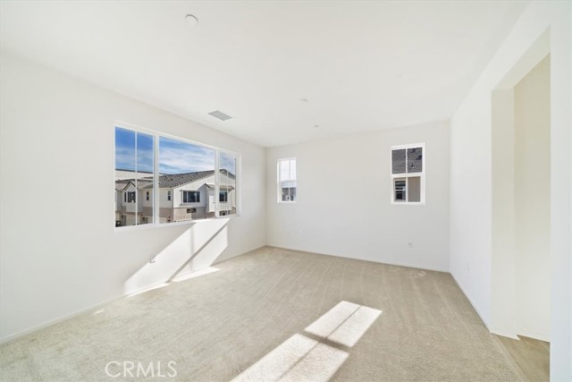 Detail Gallery Image 11 of 19 For 3560 S Eichler Paseo, Ontario,  CA 91761 - 3 Beds | 2/1 Baths