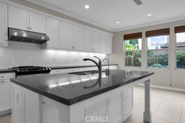 Detail Gallery Image 9 of 46 For 89 Devonshire, Irvine,  CA 92620 - 3 Beds | 2/1 Baths