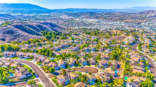 Detail Gallery Image 12 of 67 For 16396 High Bluff Ct, Riverside,  CA 92503 - 4 Beds | 3 Baths