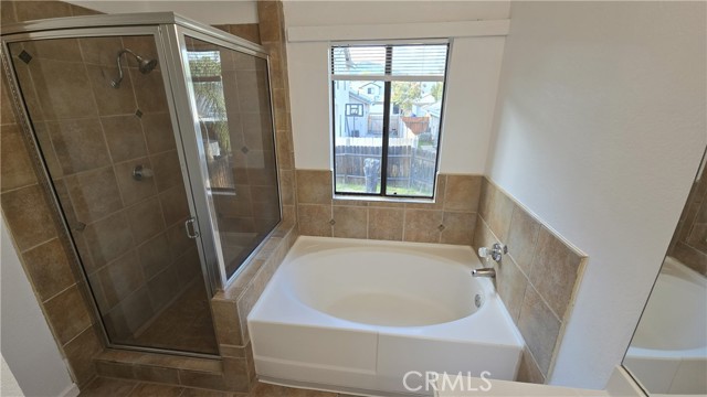 Detail Gallery Image 15 of 35 For 10387 Crossing Green Cir, Moreno Valley,  CA 92557 - 4 Beds | 2/1 Baths