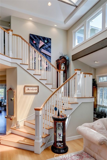 2200 John Street, Manhattan Beach, California 90266, 4 Bedrooms Bedrooms, ,3 BathroomsBathrooms,Residential,Sold,John,SB23065646