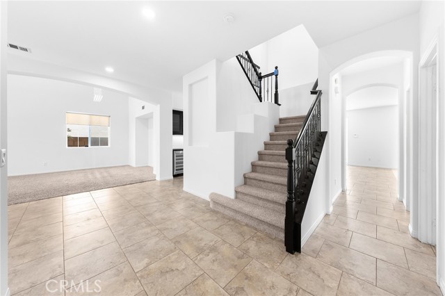 14261 Settlers Ridge Court, Eastvale CA: https://media.crmls.org/medias/532ba483-05c8-44f3-98cc-7fd7d0362457.jpg