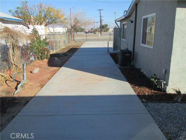 44552 Arabia Street, Indio CA: https://media.crmls.org/medias/532bb517-831e-4fa6-8098-33ff856f2136.jpg