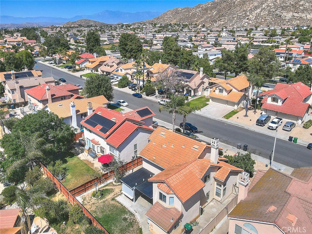 https://media.crmls.org/medias/532c8d56-b21c-4968-a6f7-fe3112d05baf.jpg?preset=X-Large