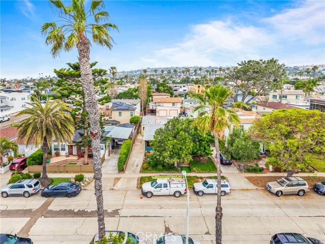 Detail Gallery Image 30 of 45 For 820 Law St, San Diego,  CA 92109 - 4 Beds | 2 Baths