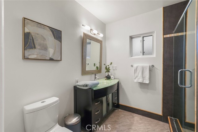 Detail Gallery Image 35 of 62 For 18760 Wells, Tarzana,  CA 91356 - 5 Beds | 4 Baths