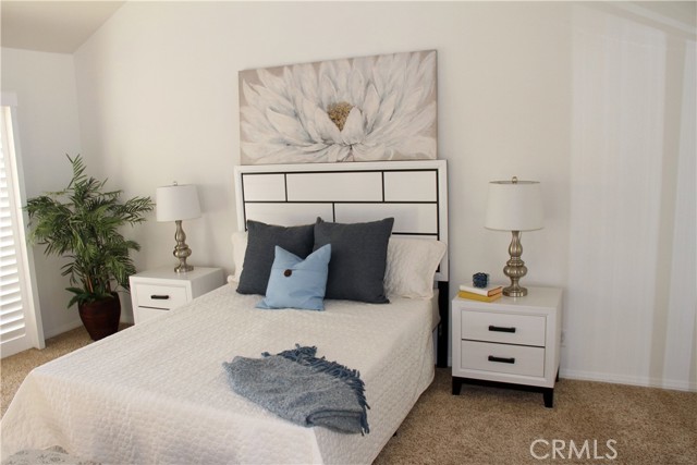 Detail Gallery Image 3 of 19 For 19381 Maidstone Ln, Huntington Beach,  CA 92648 - 2 Beds | 2/1 Baths