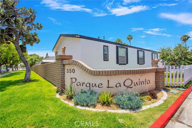 350 S Willow Avenue, Rialto CA: https://media.crmls.org/medias/532d96f6-da57-435c-a491-92df5a242265.jpg