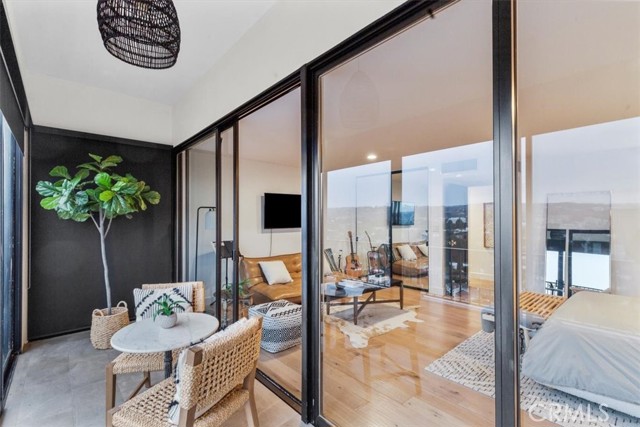 Detail Gallery Image 17 of 25 For 10501 Wilshire #2212,  Los Angeles,  CA 90024 - 2 Beds | 3 Baths