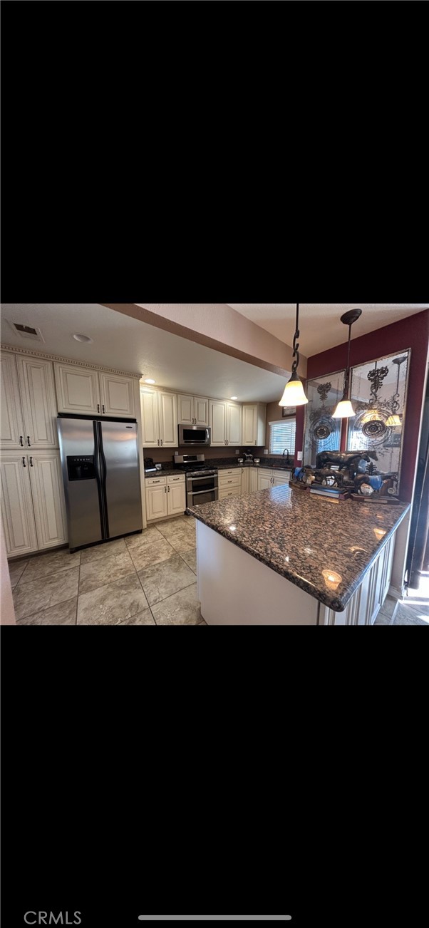 Detail Gallery Image 4 of 4 For 3243 Temescal, Norco,  CA 92860 - 3 Beds | 1 Baths