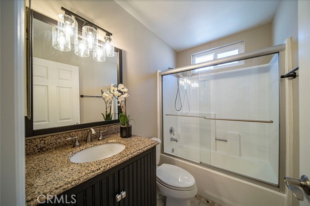 Detail Gallery Image 31 of 44 For 1771 Redondo Ave #204,  Long Beach,  CA 90804 - 2 Beds | 2 Baths