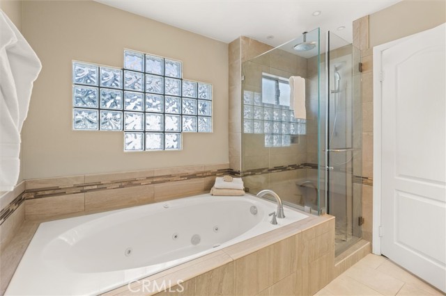 Detail Gallery Image 19 of 35 For 2405 Vanderbilt Ln #C,  Redondo Beach,  CA 90278 - 3 Beds | 2/1 Baths