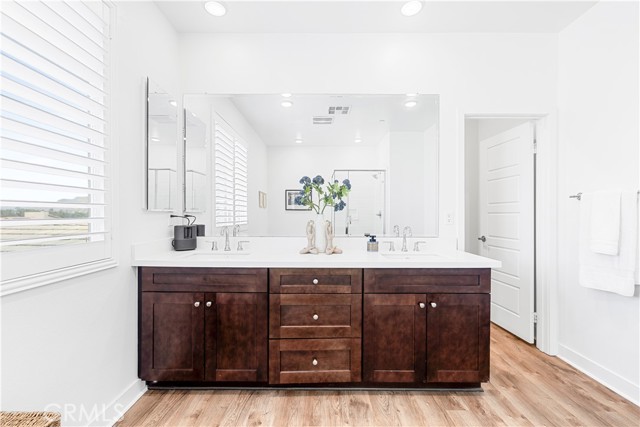 31041 Bridle Way, Menifee CA: https://media.crmls.org/medias/532fe94a-e560-4fb0-ab0b-36875e168cfd.jpg