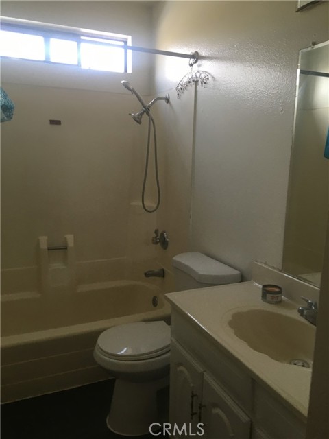 Detail Gallery Image 8 of 16 For 5128 Rosemead Bld a,  Temple City,  CA 91776 - 3 Beds | 2/1 Baths