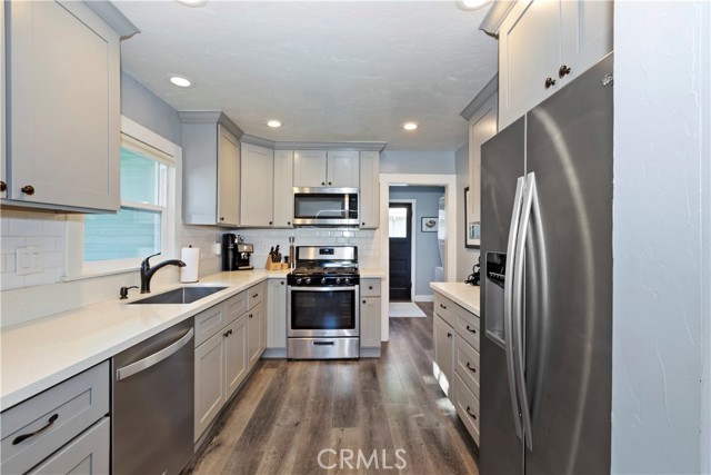 Detail Gallery Image 14 of 30 For 313 N 8th, Upland,  CA 91786 - 2 Beds | 1/1 Baths