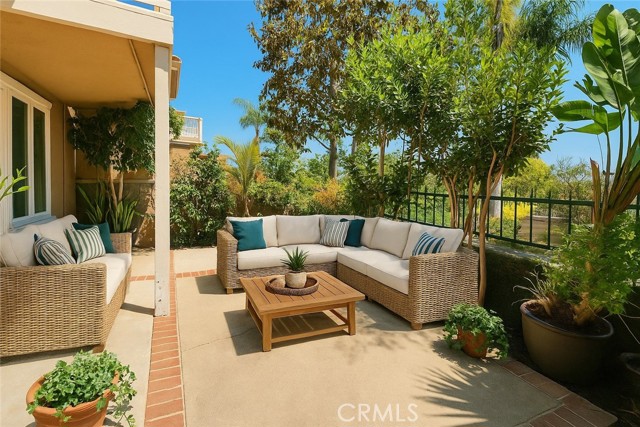 Detail Gallery Image 35 of 52 For 87 Matisse Cir Ci42,  Aliso Viejo,  CA 92656 - 2 Beds | 2/1 Baths